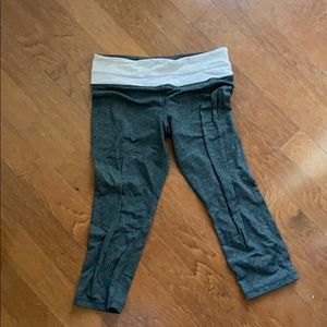 lululemon wonder unders - Grey with purple band